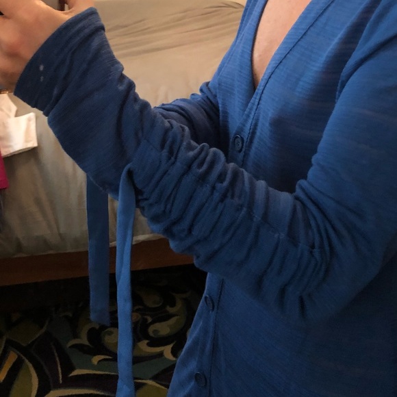 || Halston || bright indigo cardigan rouched arms - Picture 5 of 8